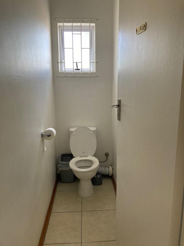 To Let 2 Bedroom Property for Rent in Diep River Western Cape